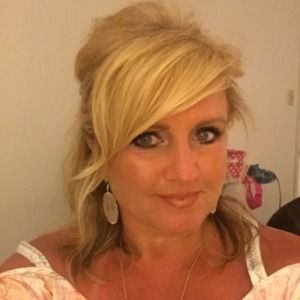 Meet your Posher, Robyn